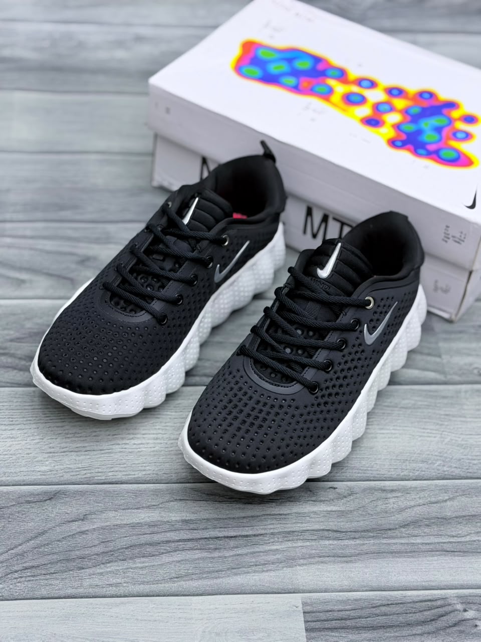Premium Men's Lightweight Breathable Cushion Sneakers